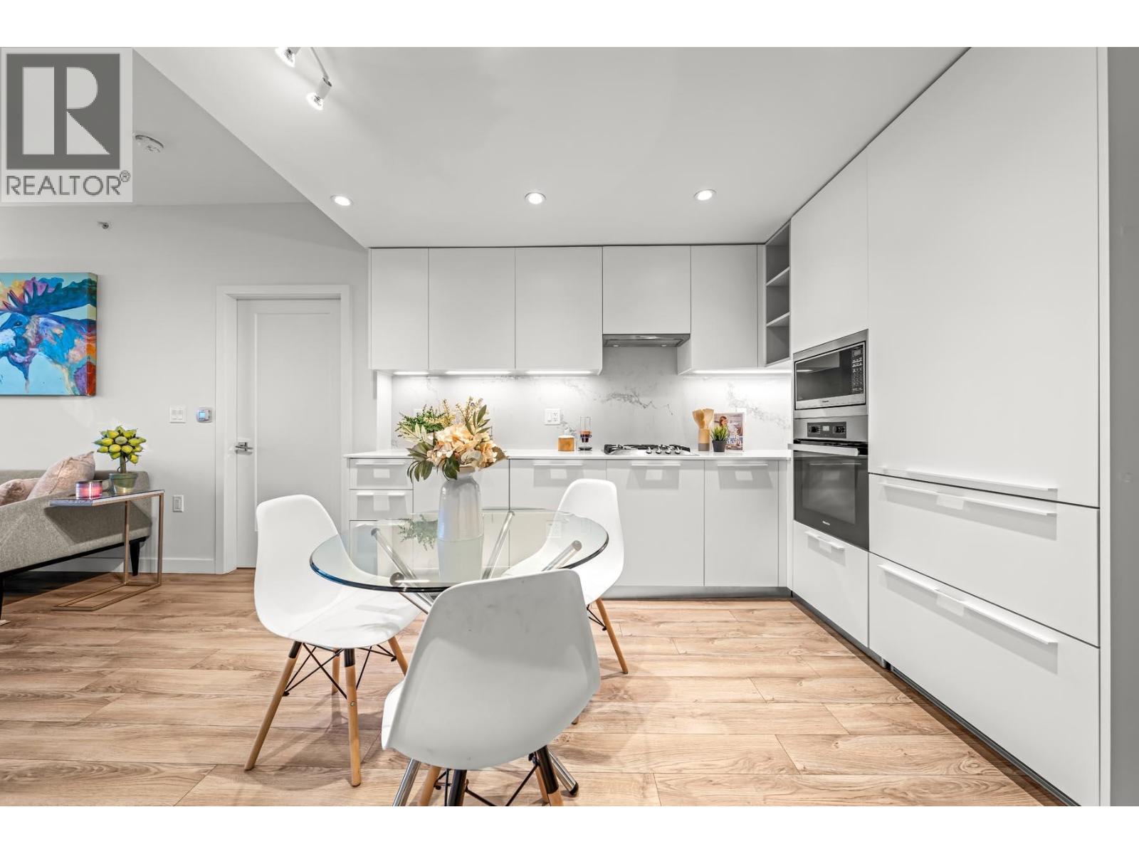 1608 6699 Dunblane Avenue, Burnaby, British Columbia  V5H 0J8 - Photo 3 - R3100724