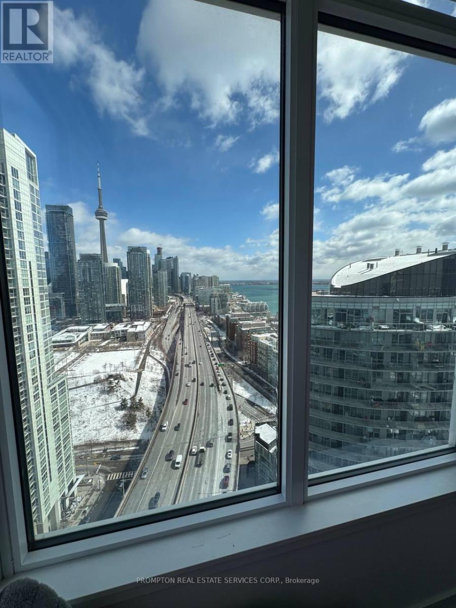 3510 - 17 Bathurst Street, Toronto, Ontario  M5V 0N1 - Photo 2 - C12901442