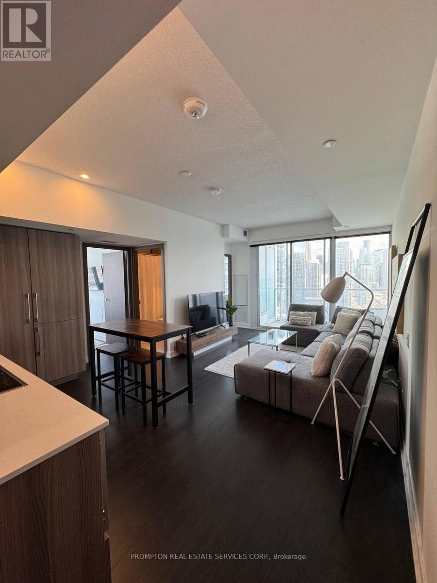 3510 - 17 Bathurst Street, Toronto, Ontario  M5V 0N1 - Photo 4 - C12901442