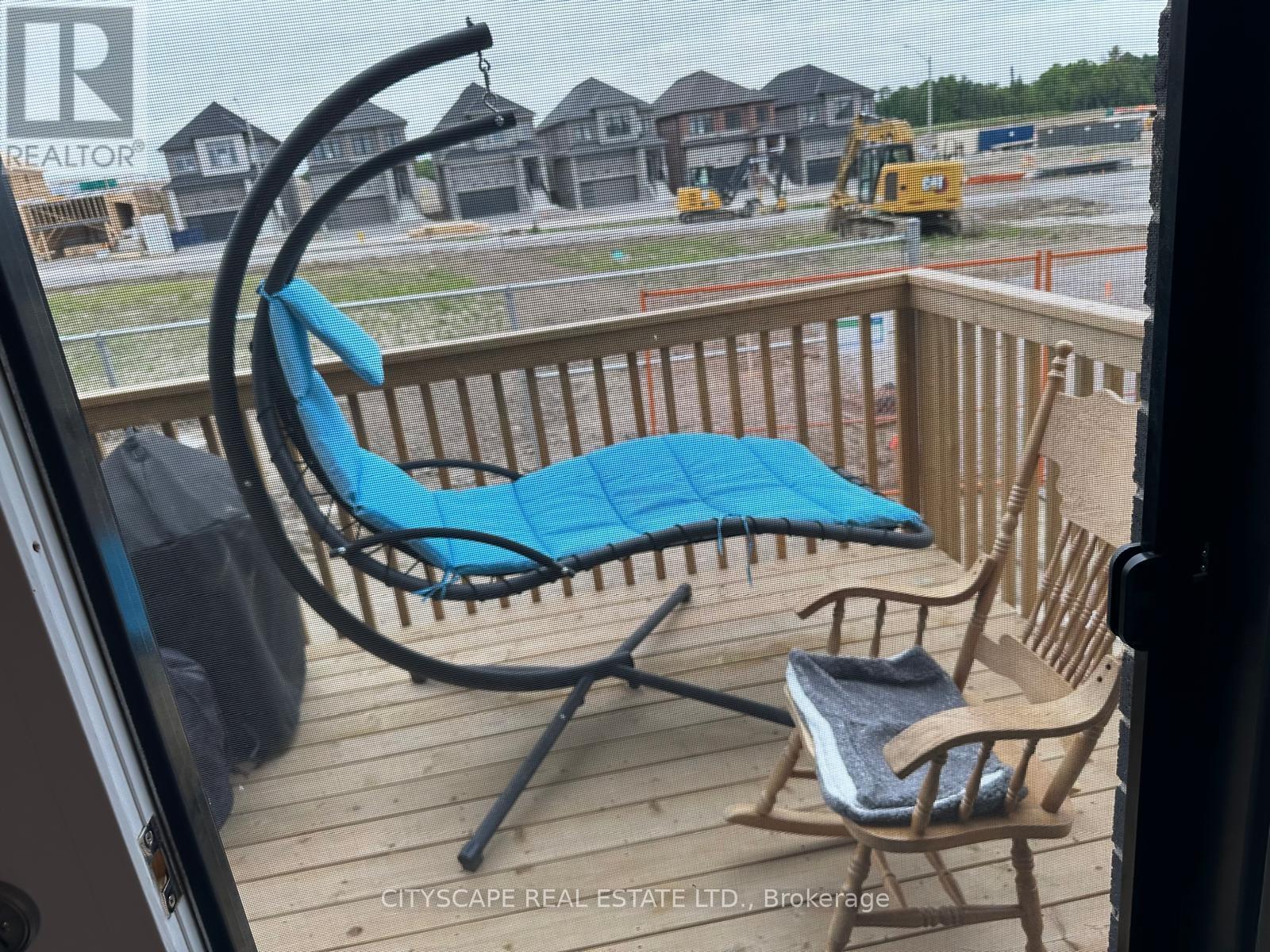 15 Barnyard Trail, Barrie, Ontario  L9J 0Y1 - Photo 18 - S12906850