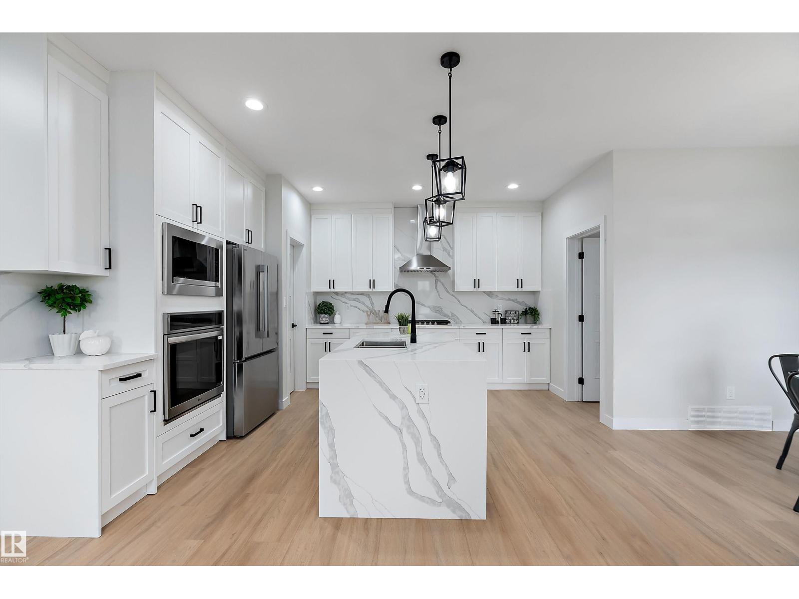 292 Fraser Wy Nw, Edmonton, Alberta  T5Y 6C4 - Photo 10 - E4478583