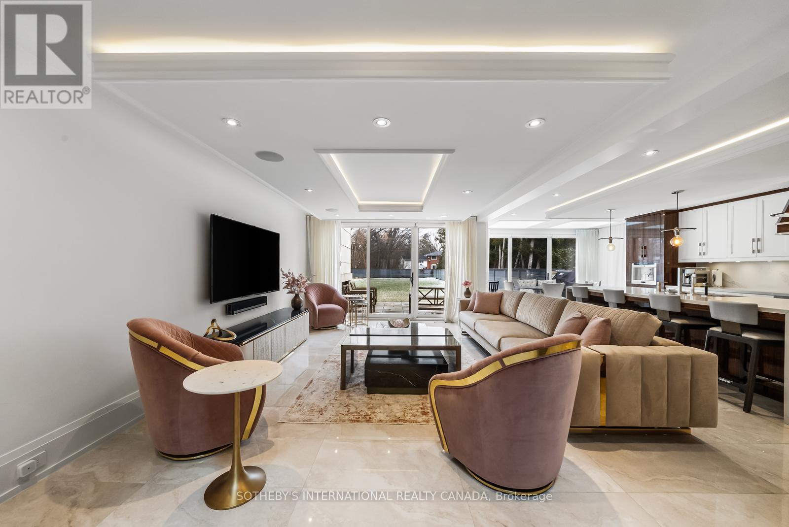 1347 Queen Victoria Avenue, Mississauga, Ontario  L5N 3N2 - Photo 25 - W12906842