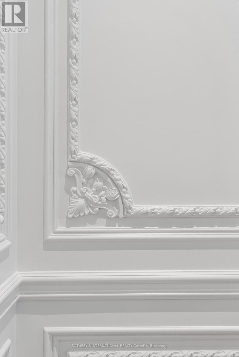 1347 Queen Victoria Avenue, Mississauga, Ontario  L5N 3N2 - Photo 28 - W12906842