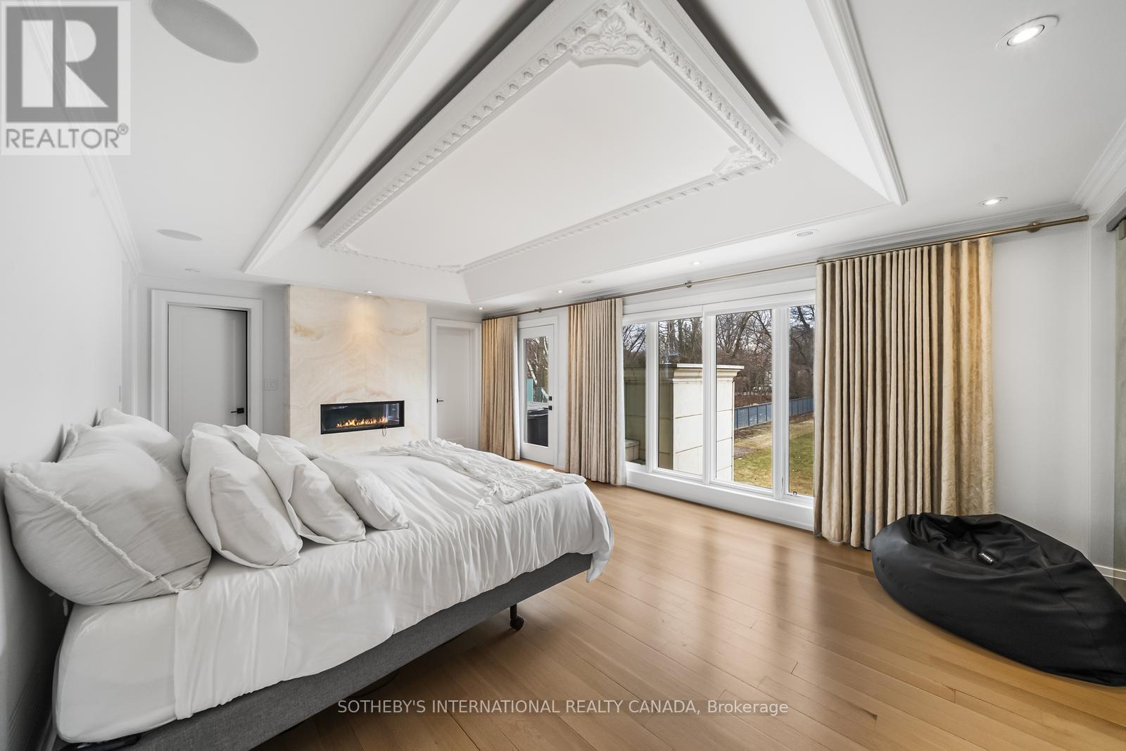 1347 Queen Victoria Avenue, Mississauga, Ontario  L5N 3N2 - Photo 31 - W12906842