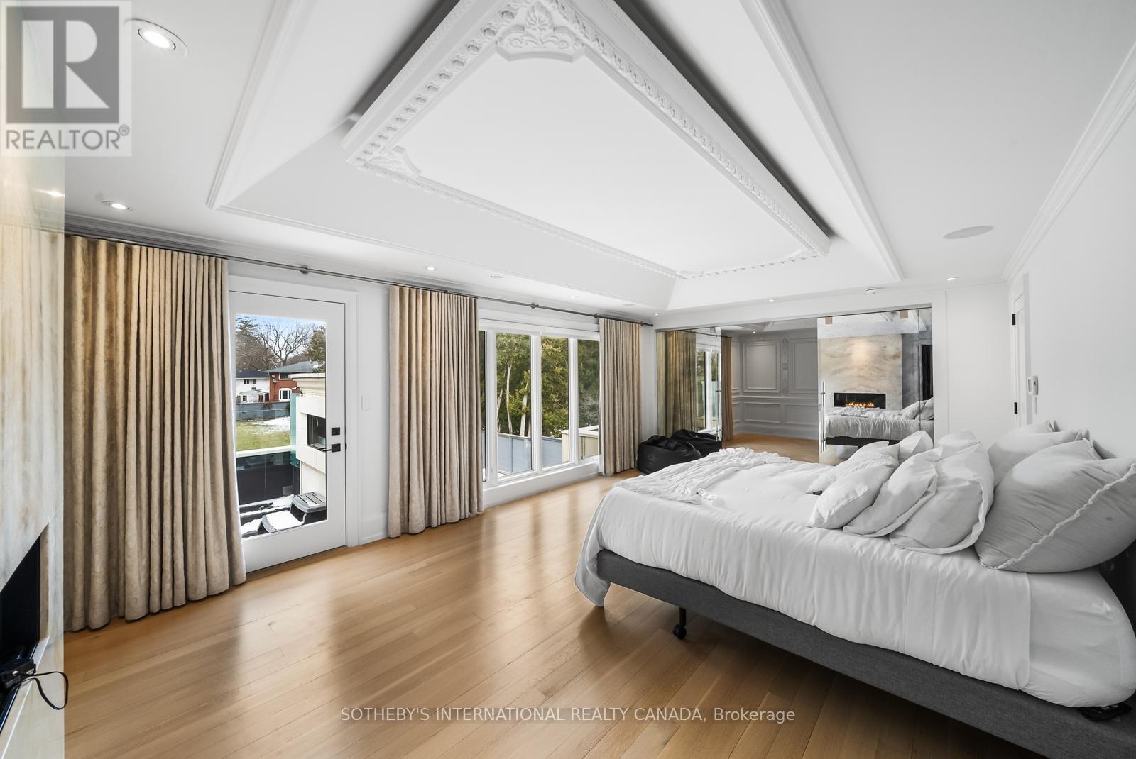 1347 Queen Victoria Avenue, Mississauga, Ontario  L5N 3N2 - Photo 32 - W12906842