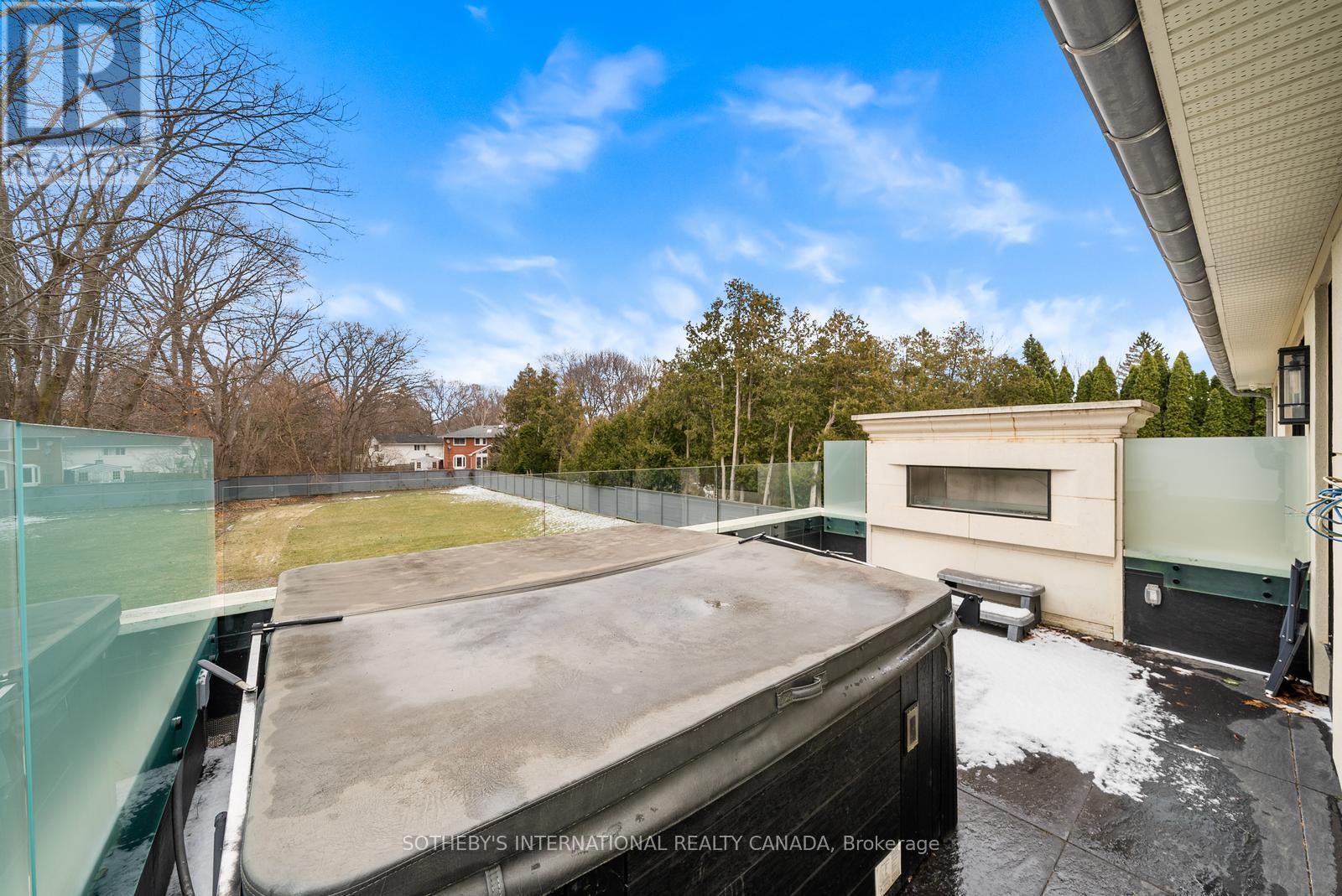 1347 Queen Victoria Avenue, Mississauga, Ontario  L5N 3N2 - Photo 36 - W12906842