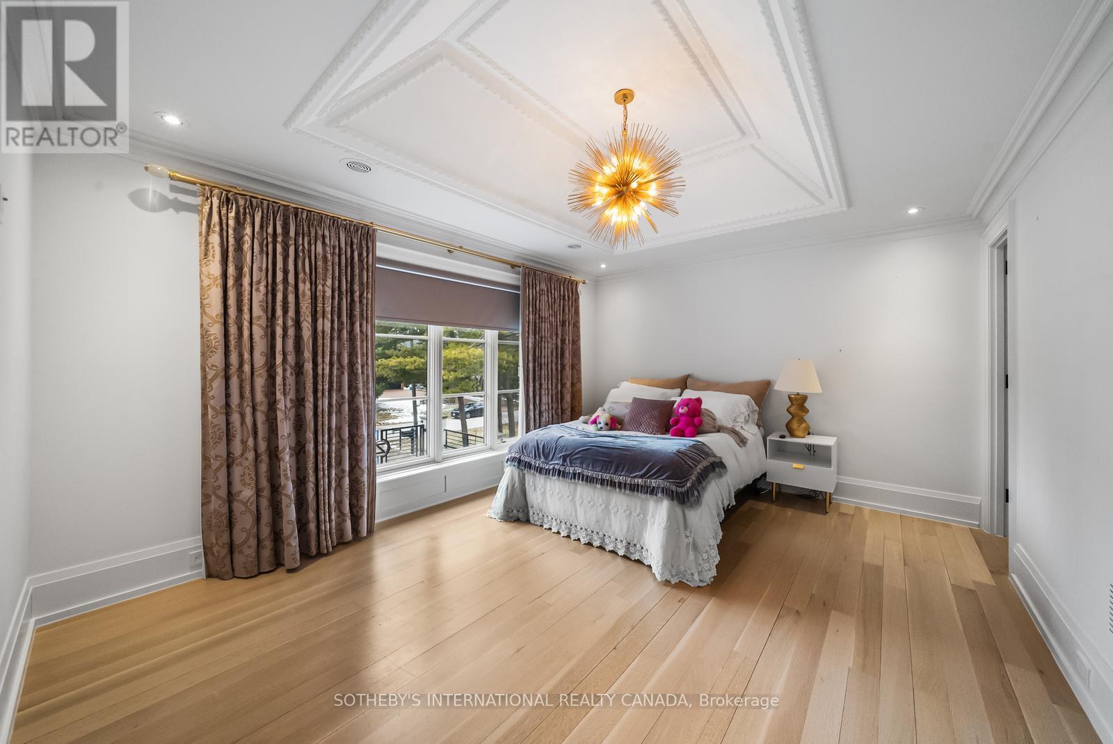 1347 Queen Victoria Avenue, Mississauga, Ontario  L5N 3N2 - Photo 39 - W12906842