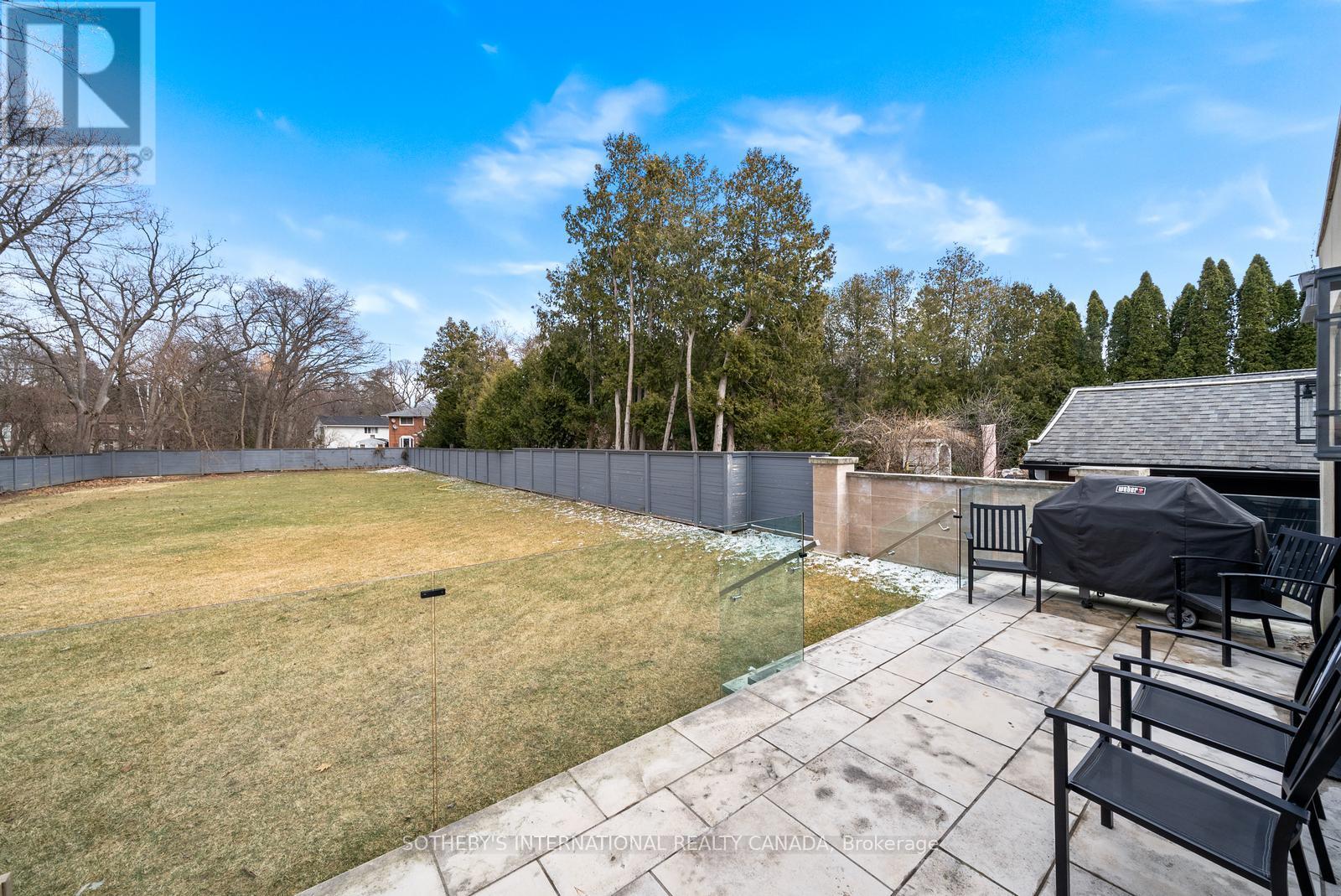 1347 Queen Victoria Avenue, Mississauga, Ontario  L5N 3N2 - Photo 47 - W12906842