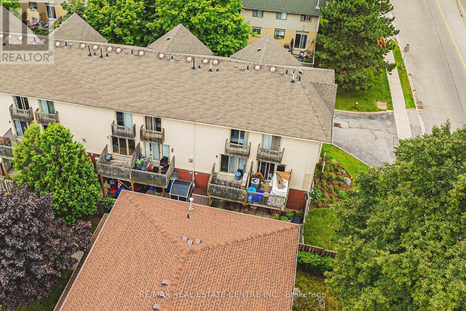 3 - 266 Limeridge Road E, Hamilton, Ontario  L9A 2S7 - Photo 29 - X12906856