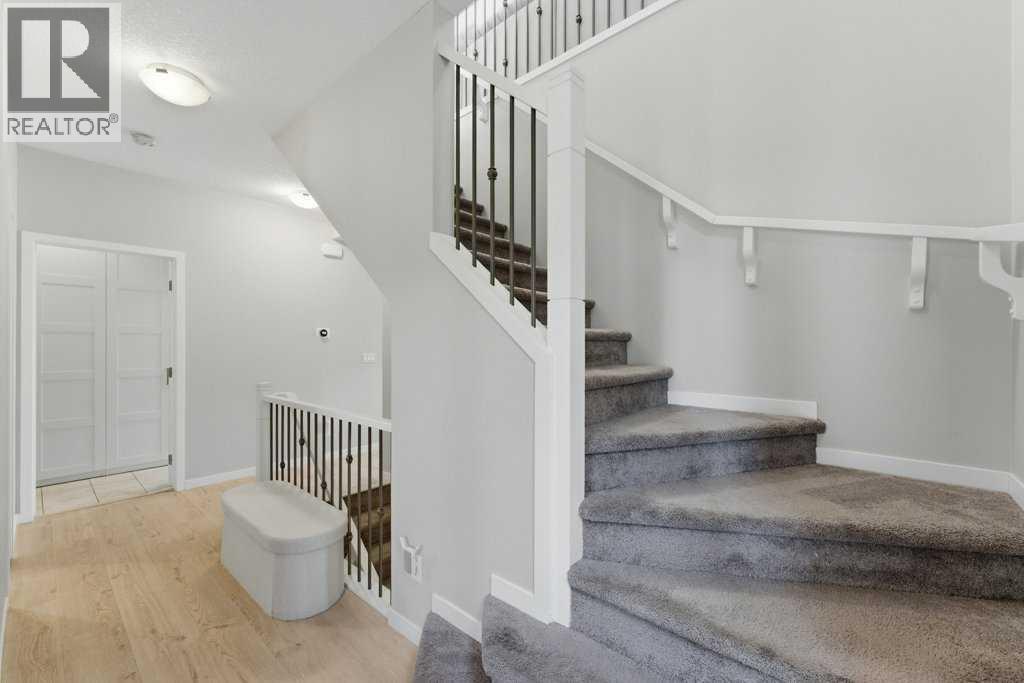 34 Walgrove Link SE, Calgary, Alberta  T2X 2H6 - Photo 5 - A2285323