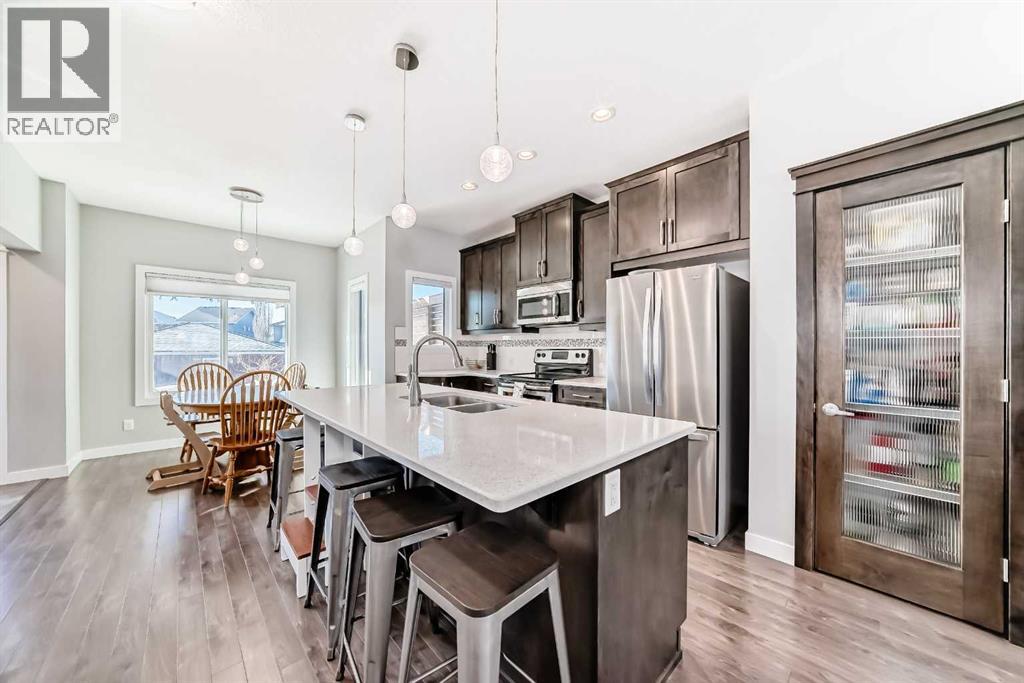237 Ravensmoor Link SE, Airdrie, Alberta  T4A 0J8 - Photo 4 - A2287466