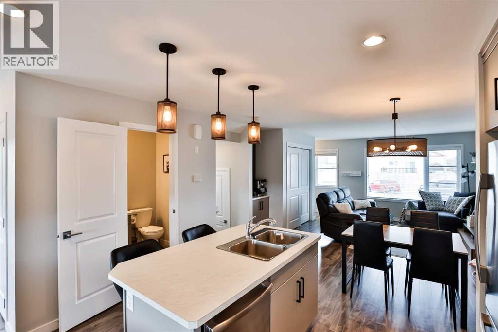 340 Coalbanks Boulevard W, Lethbridge, Alberta  T1J 4V4 - Photo 9 - A2294612