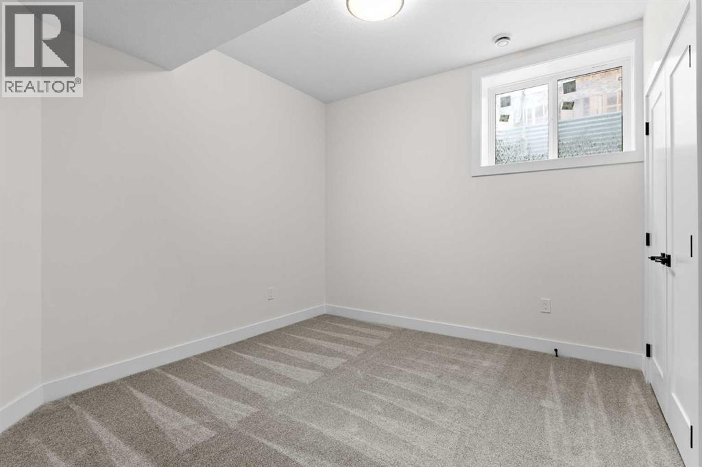 716 Mandalay Avenue, Carstairs, Alberta  T0M 0N0 - Photo 37 - A2254899