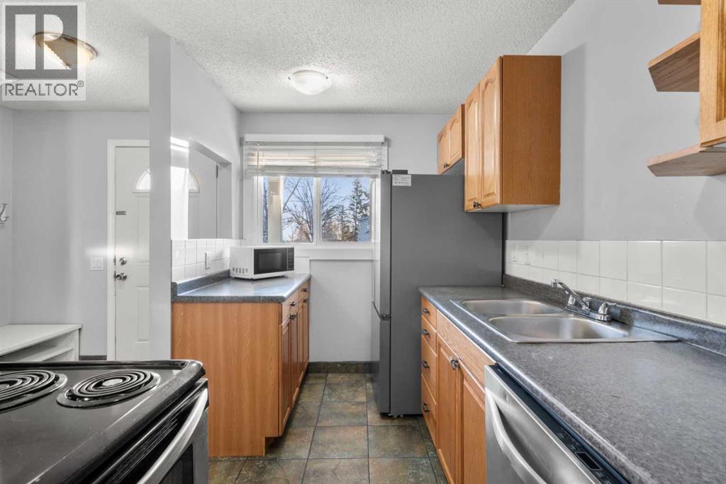 15, 200 Shawnessy Drive Sw, Calgary, Alberta  T2Y 1G8 - Photo 6 - A2282525