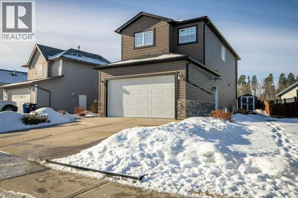 1204 1 Street NE, Sundre, Alberta  T0M 1X0 - Photo 2 - A2282903