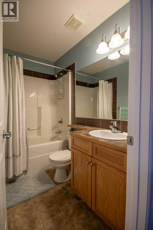 1204 1 Street NE, Sundre, Alberta  T0M 1X0 - Photo 22 - A2282903