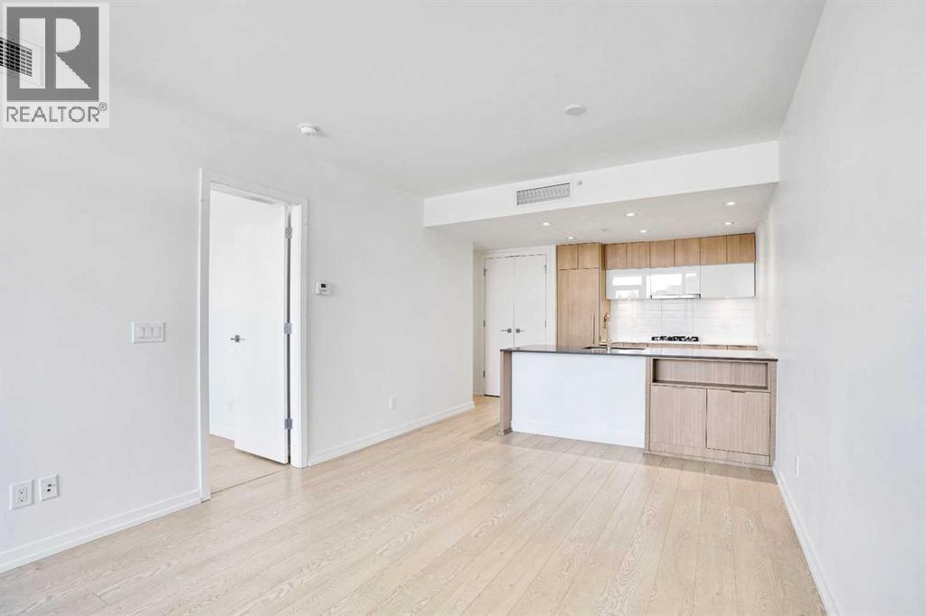 205, 128 2 Street Sw, Calgary, Alberta  T2P 0S7 - Photo 20 - A2287565