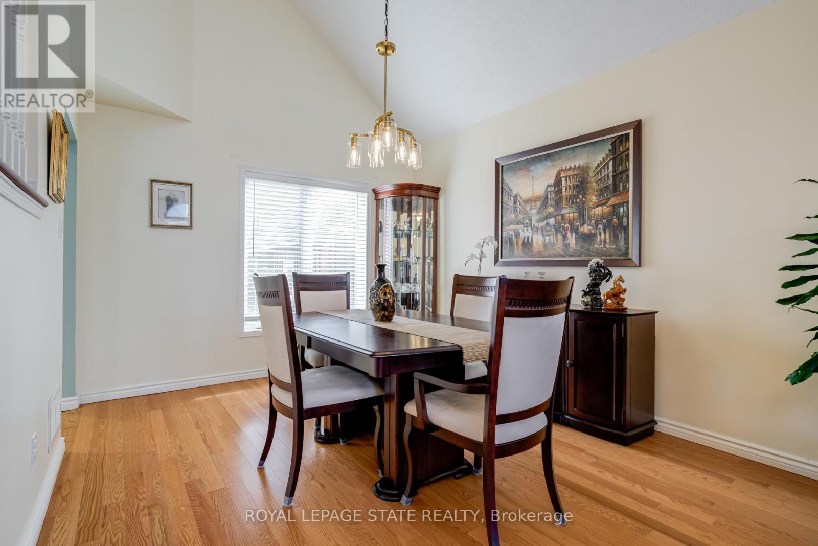 82 Vansickle Road, St. Catharines, Ontario  L2S 3Y6 - Photo 9 - X12906462