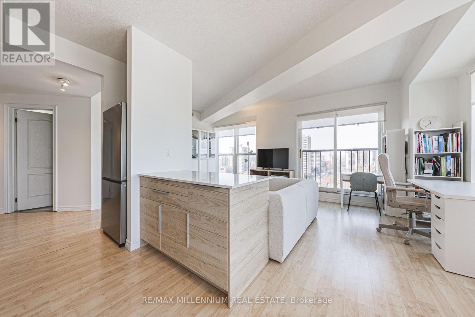 1401 - 135 James Street S, Hamilton, Ontario  L8P 2Z6 - Photo 13 - X12906876