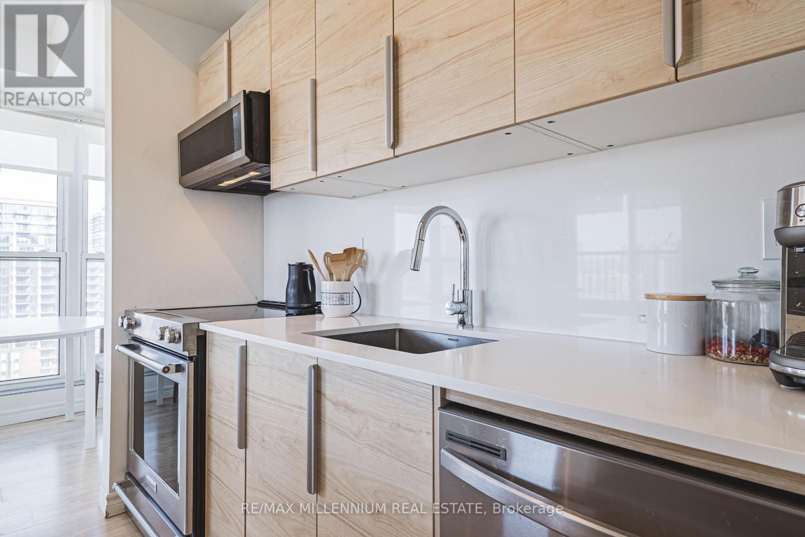 1401 - 135 James Street S, Hamilton, Ontario  L8P 2Z6 - Photo 15 - X12906876