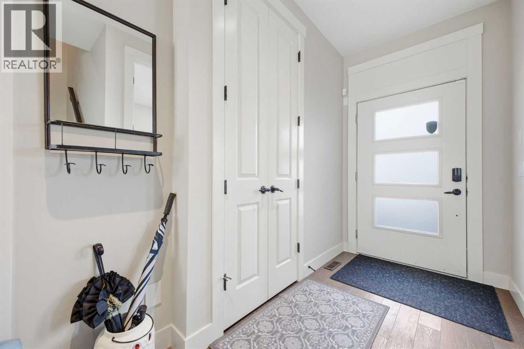 2131 31 Avenue SW, Calgary, Alberta  T2T 1T5 - Photo 3 - A2294770