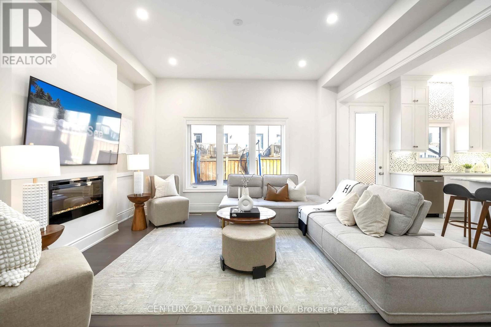 109 Vantage Loop, Newmarket, Ontario  L3X 0K8 - Photo 7 - N12870076