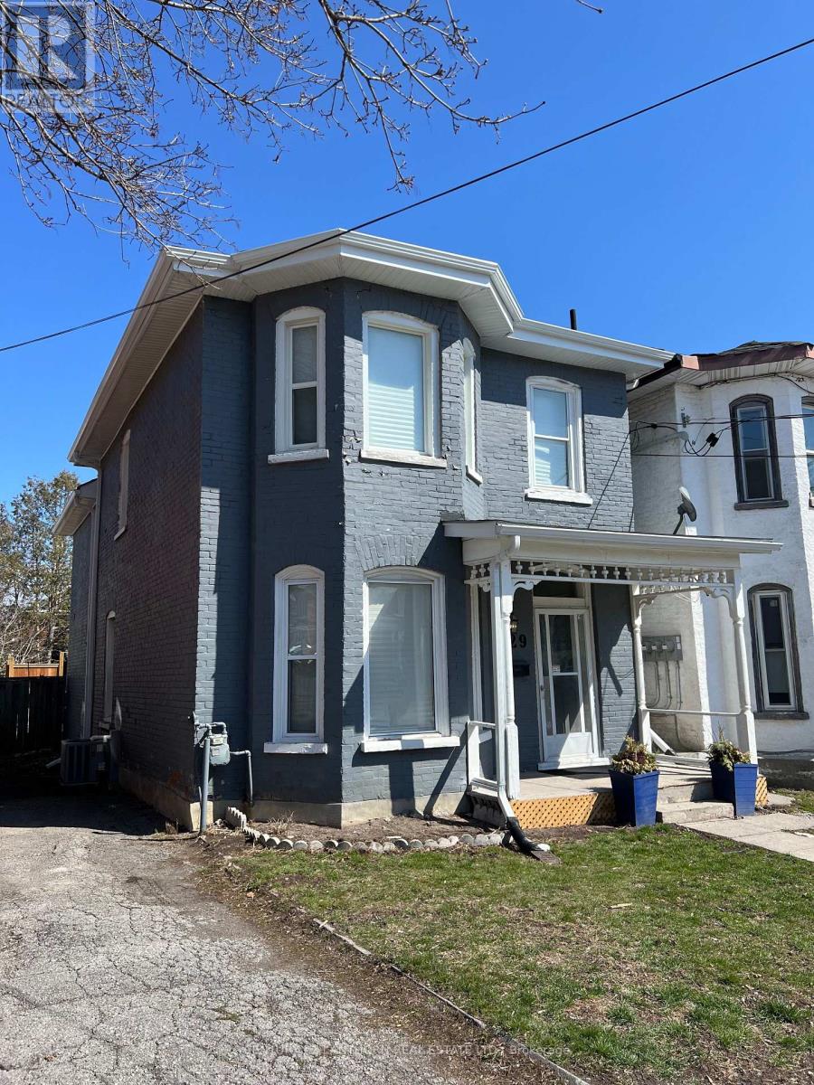 29 Everett Street, Belleville, Ontario  K8P 3K1 - Photo 2 - X12906910