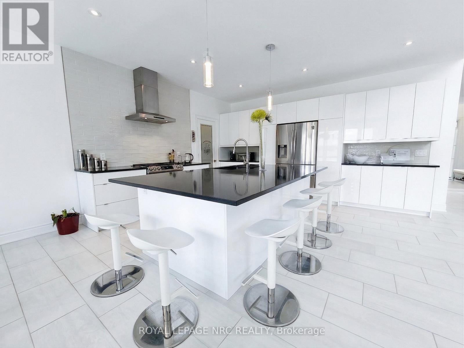 8945 Emily Boulevard, Niagara Falls, Ontario  L2H 3T1 - Photo 15 - X12899094