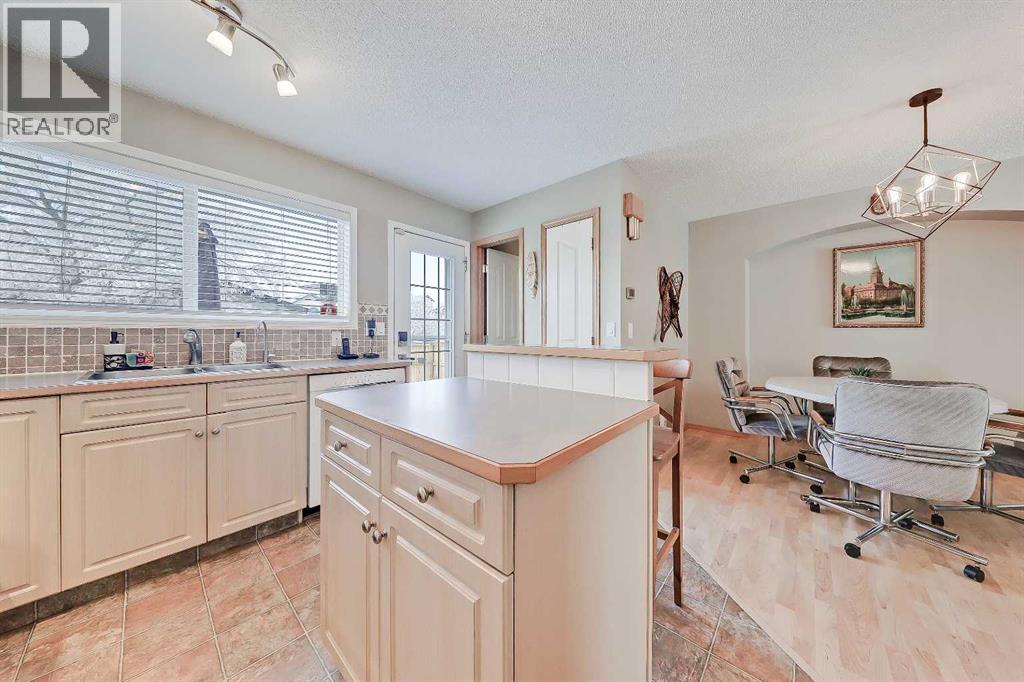 312 Cramond Close SE, Calgary, Alberta  T3M 1B9 - Photo 13 - A2286946