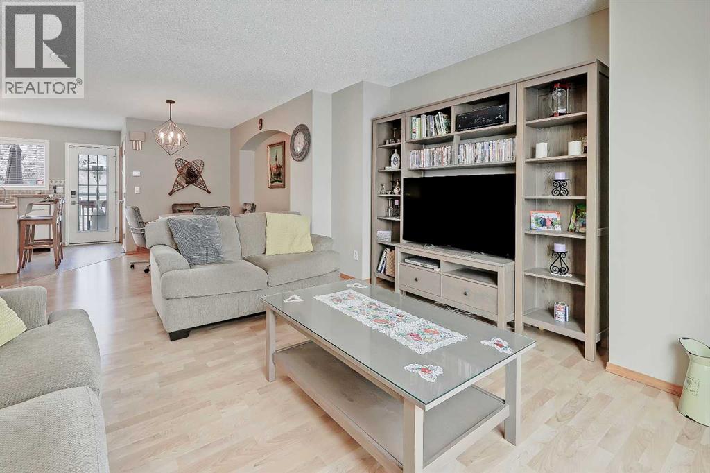 312 Cramond Close SE, Calgary, Alberta  T3M 1B9 - Photo 6 - A2286946