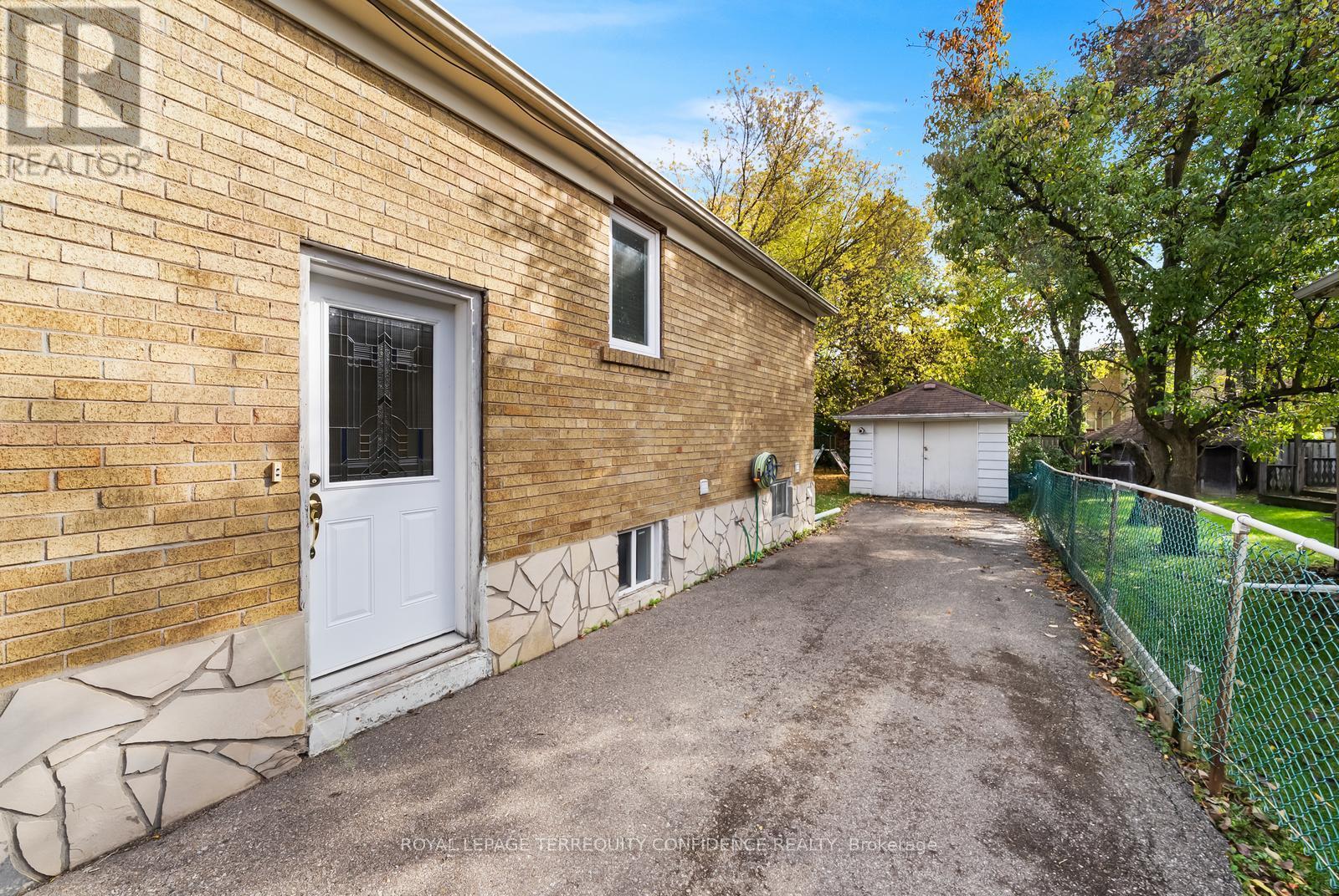 69 Nipigon Avenue, Toronto, Ontario  M2M 2V9 - Photo 27 - C12795742