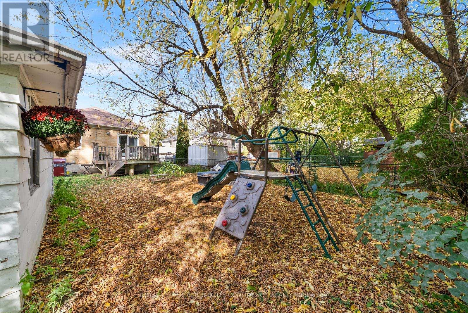 69 Nipigon Avenue, Toronto, Ontario  M2M 2V9 - Photo 30 - C12795742