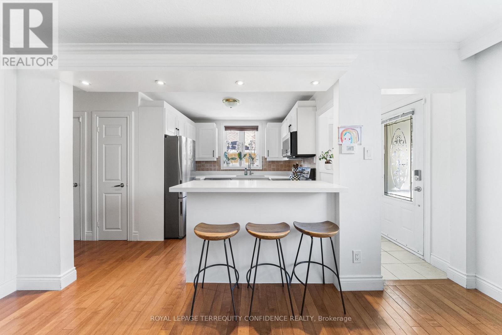 69 Nipigon Avenue, Toronto, Ontario  M2M 2V9 - Photo 6 - C12795742