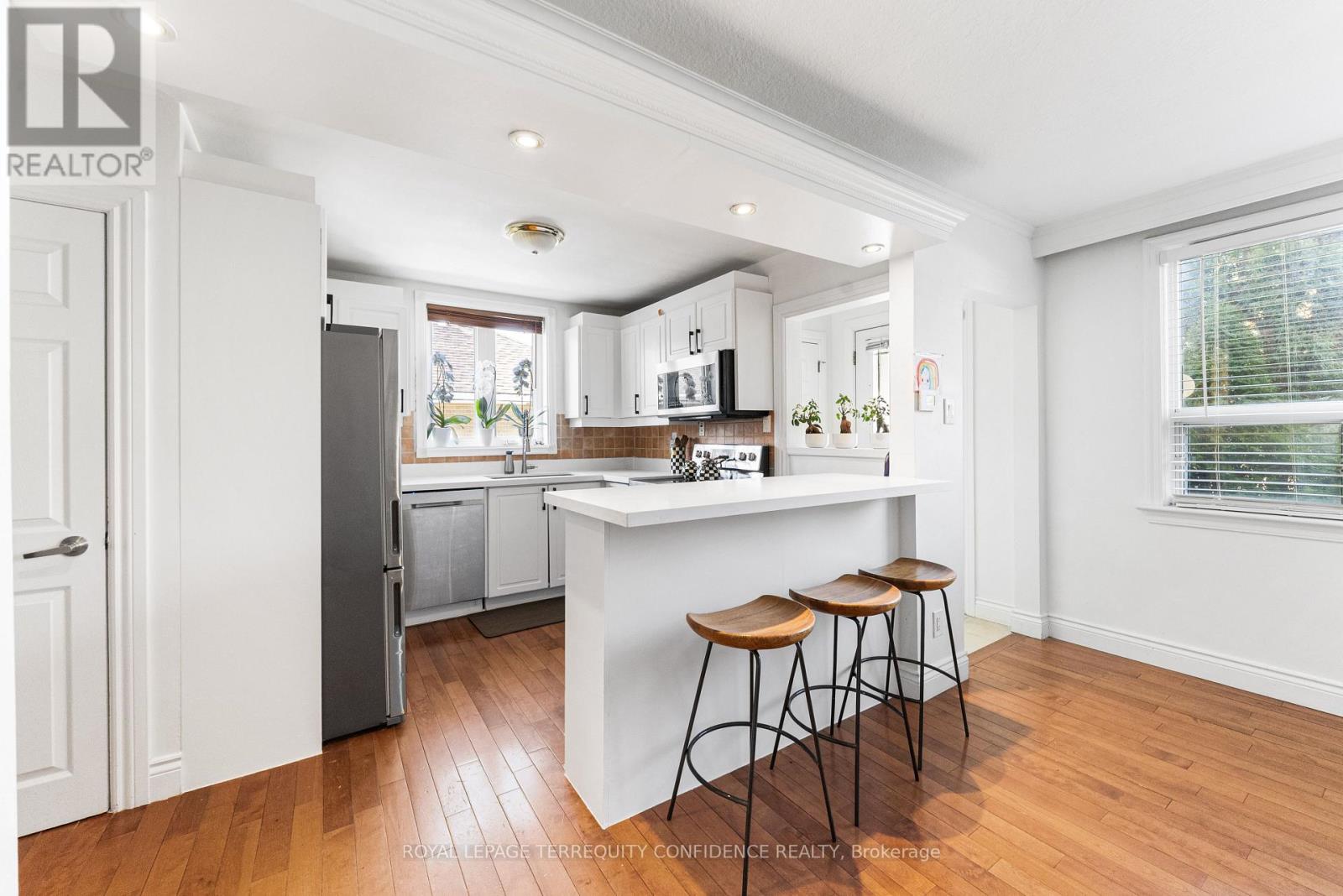 69 Nipigon Avenue, Toronto, Ontario  M2M 2V9 - Photo 7 - C12795742