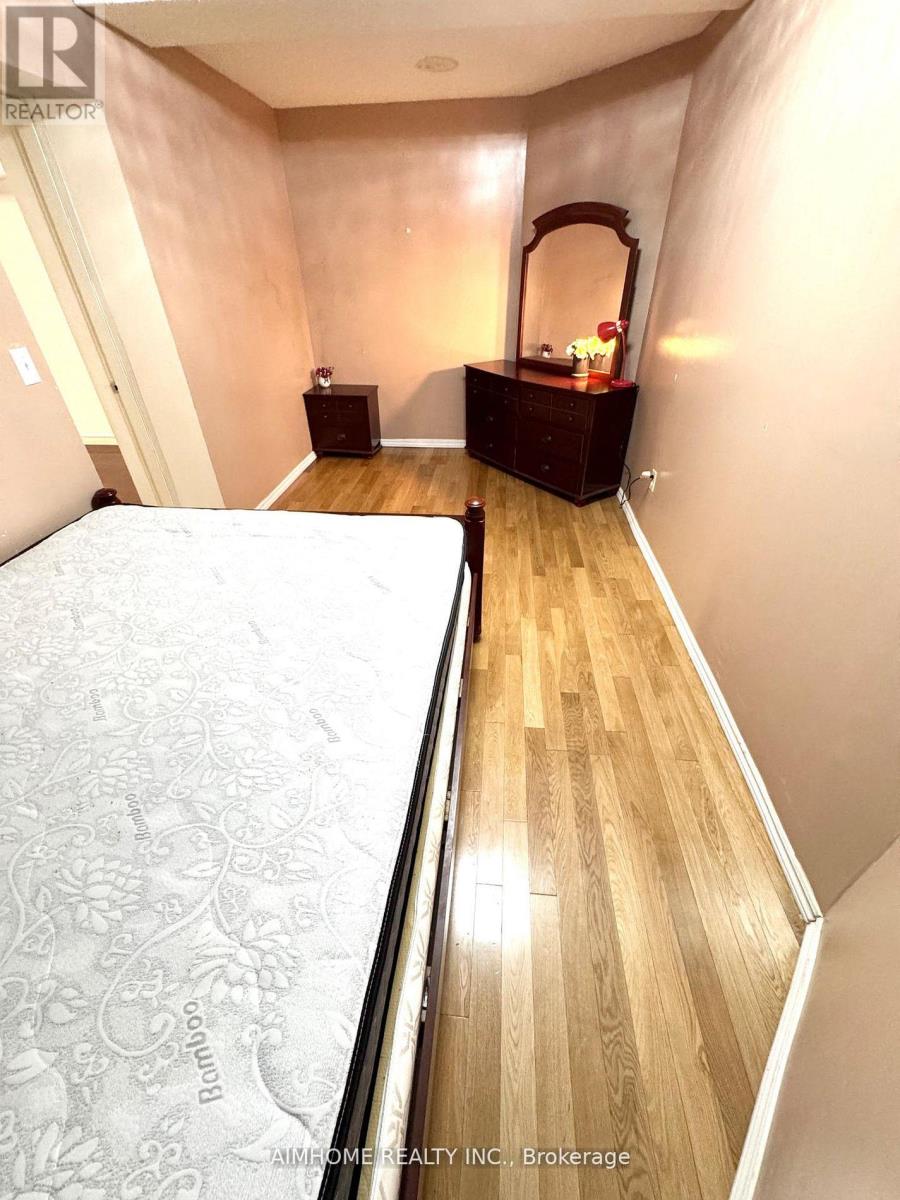 38 Lee (Bsmt-1) Avenue, Markham, Ontario L3R 8G4 - Photo 18 - N12906908