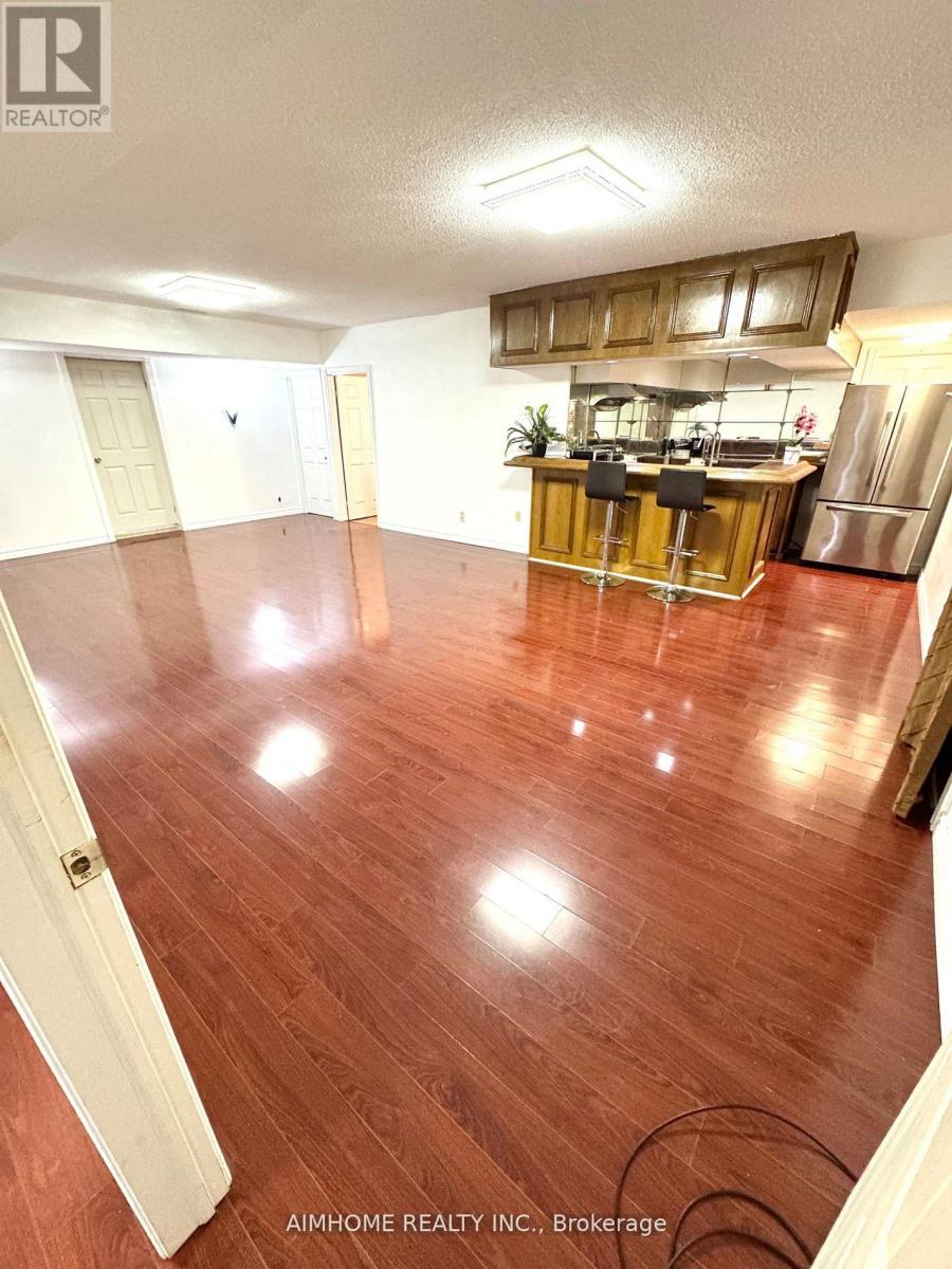 38 Lee (Bsmt-1) Avenue, Markham, Ontario L3R 8G4 - Photo 8 - N12906908