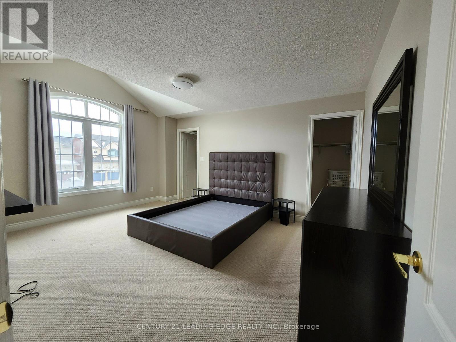 491 Summeridge Drive, Vaughan, Ontario  L4J 9H9 - Photo 10 - N12906914