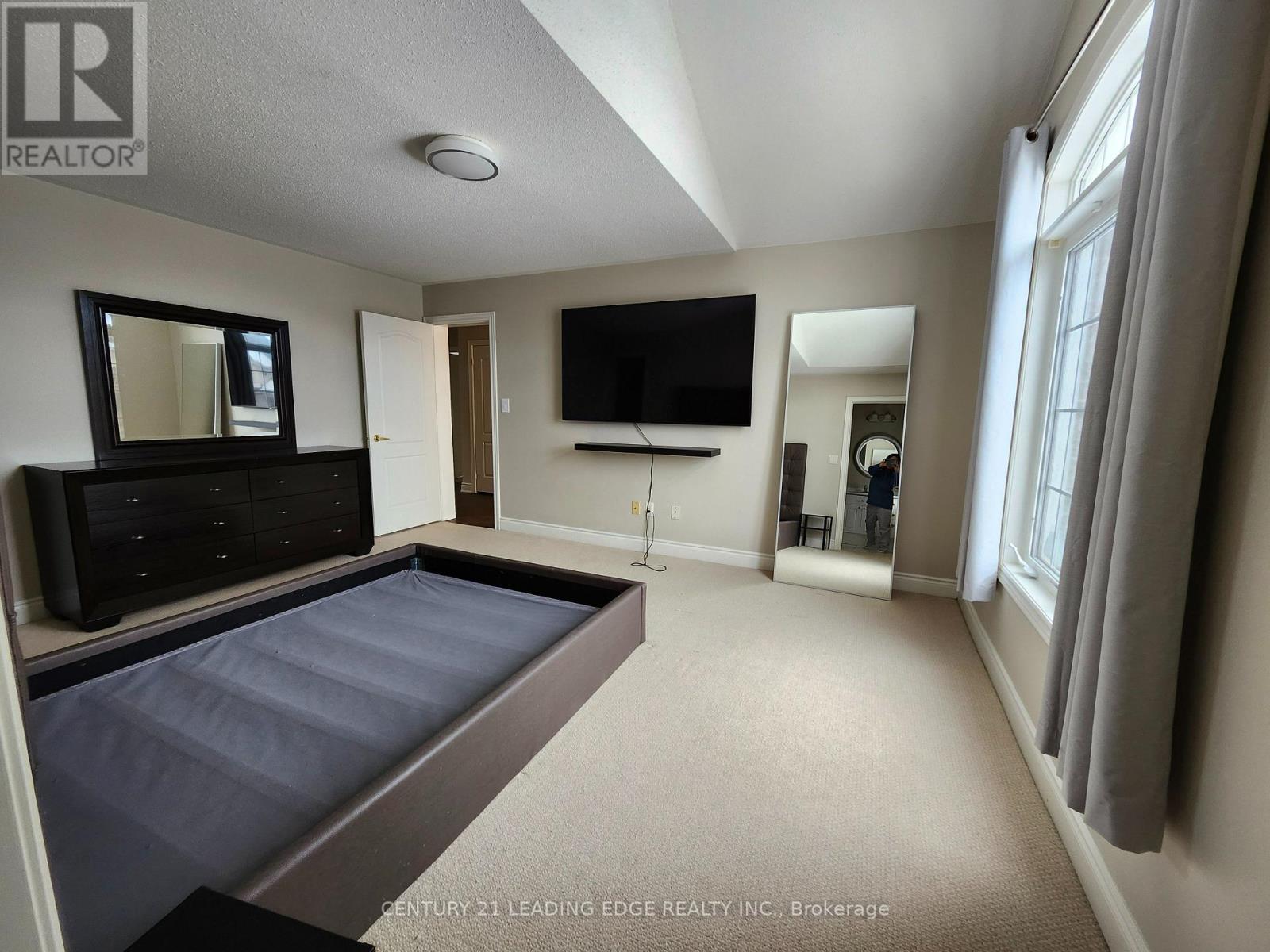 491 Summeridge Drive, Vaughan, Ontario  L4J 9H9 - Photo 11 - N12906914