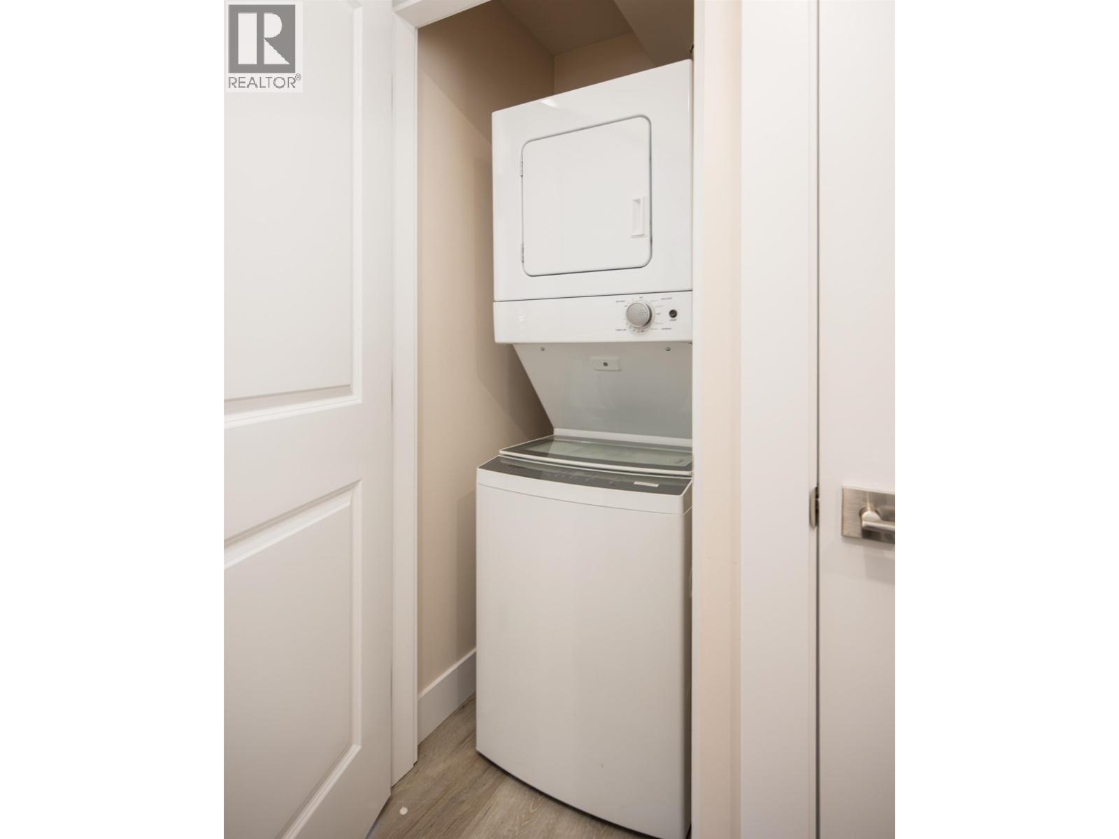 1 58 E 39th Avenue, Vancouver, British Columbia V5W 1J7 - Photo 36 - R3091176