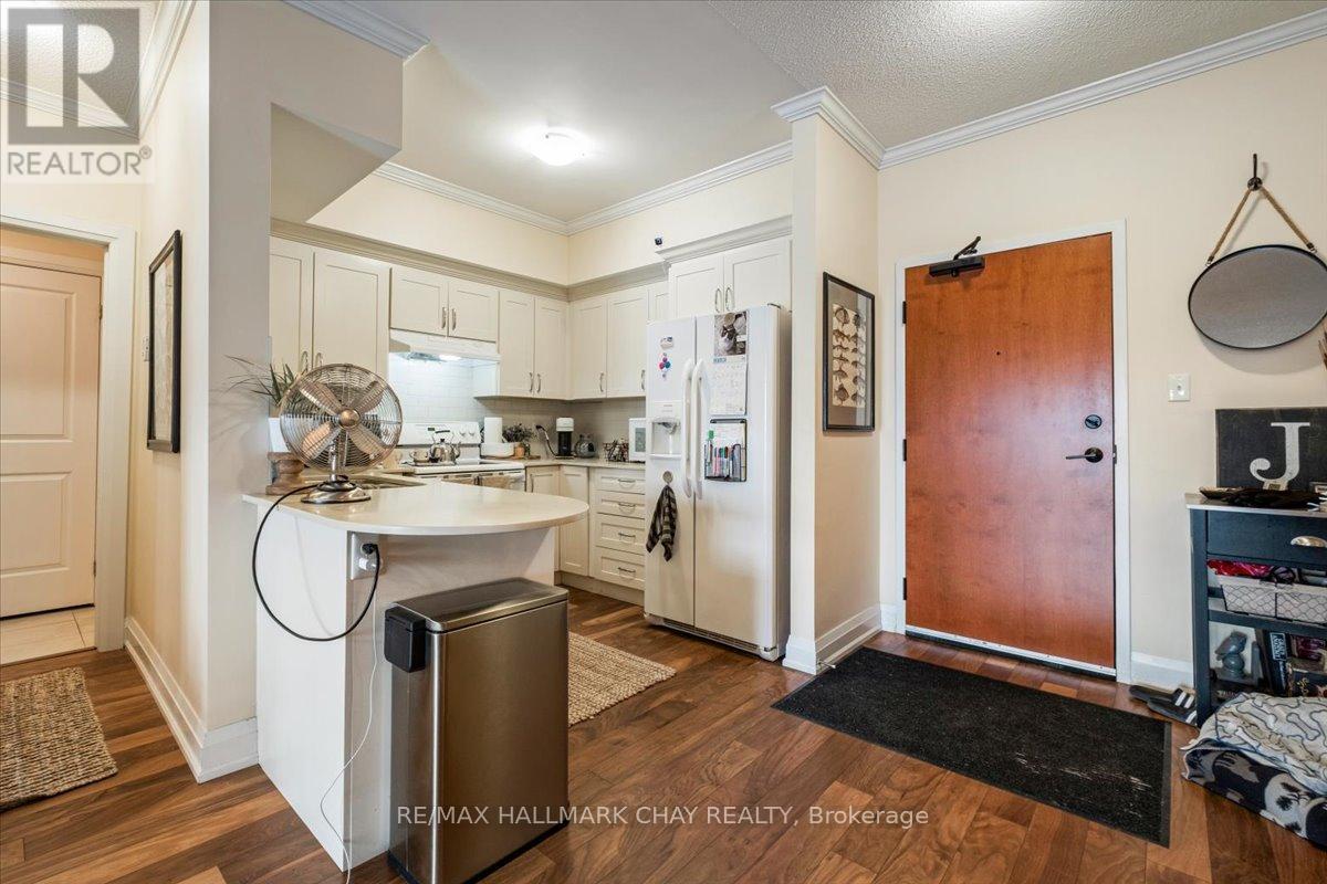 306 - 720 Yonge Street, Barrie, Ontario  L9J 0G9 - Photo 11 - S12906892