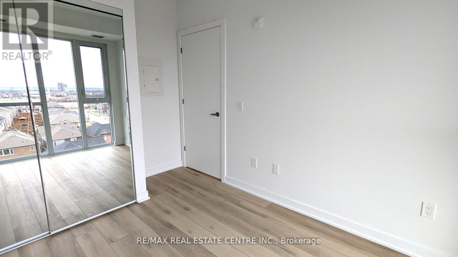 717 - 770 Whitlock Avenue, Milton, Ontario  L9E 1S2 - Photo 17 - W12906906