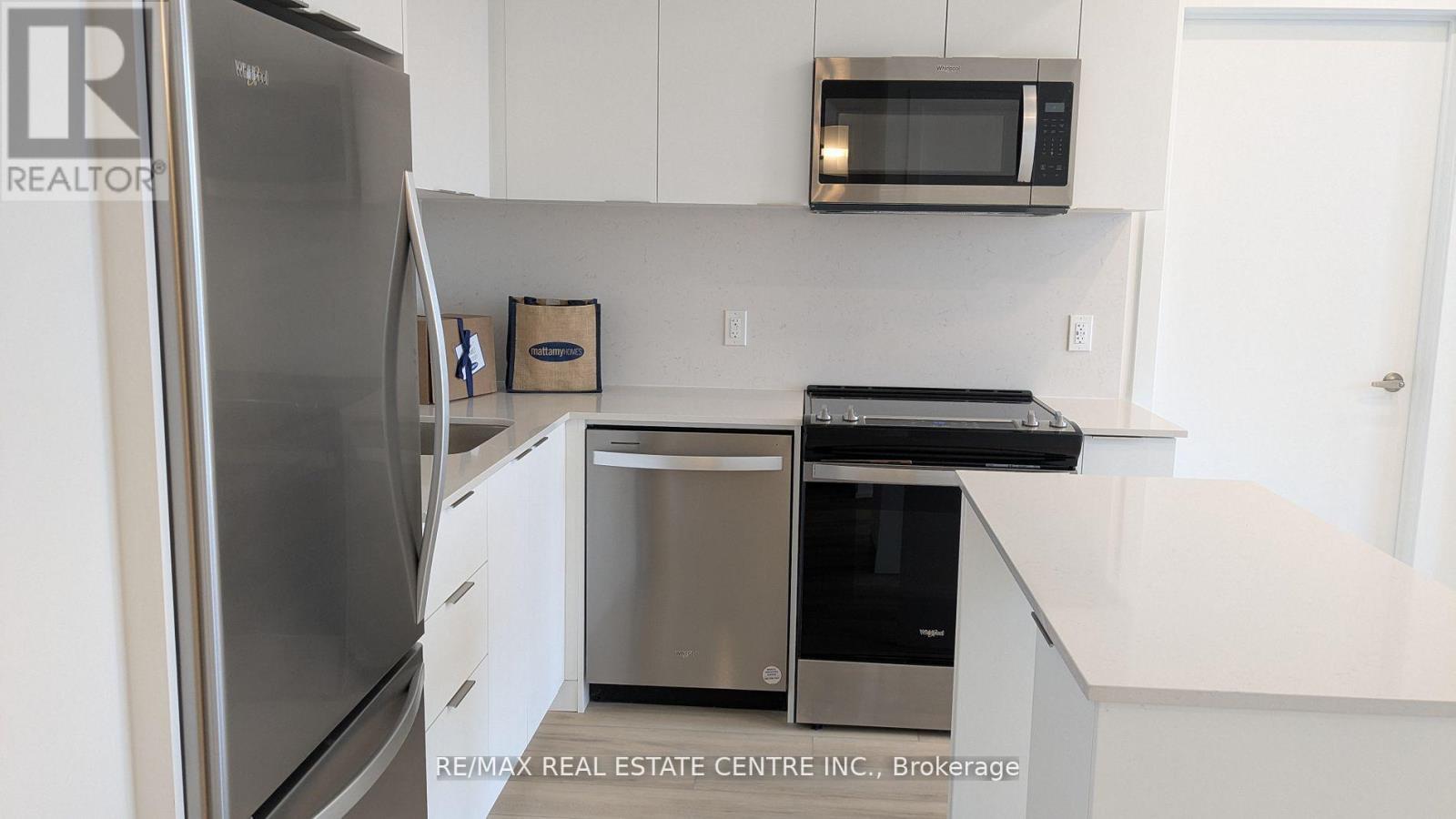 717 - 770 Whitlock Avenue, Milton, Ontario  L9E 1S2 - Photo 8 - W12906906