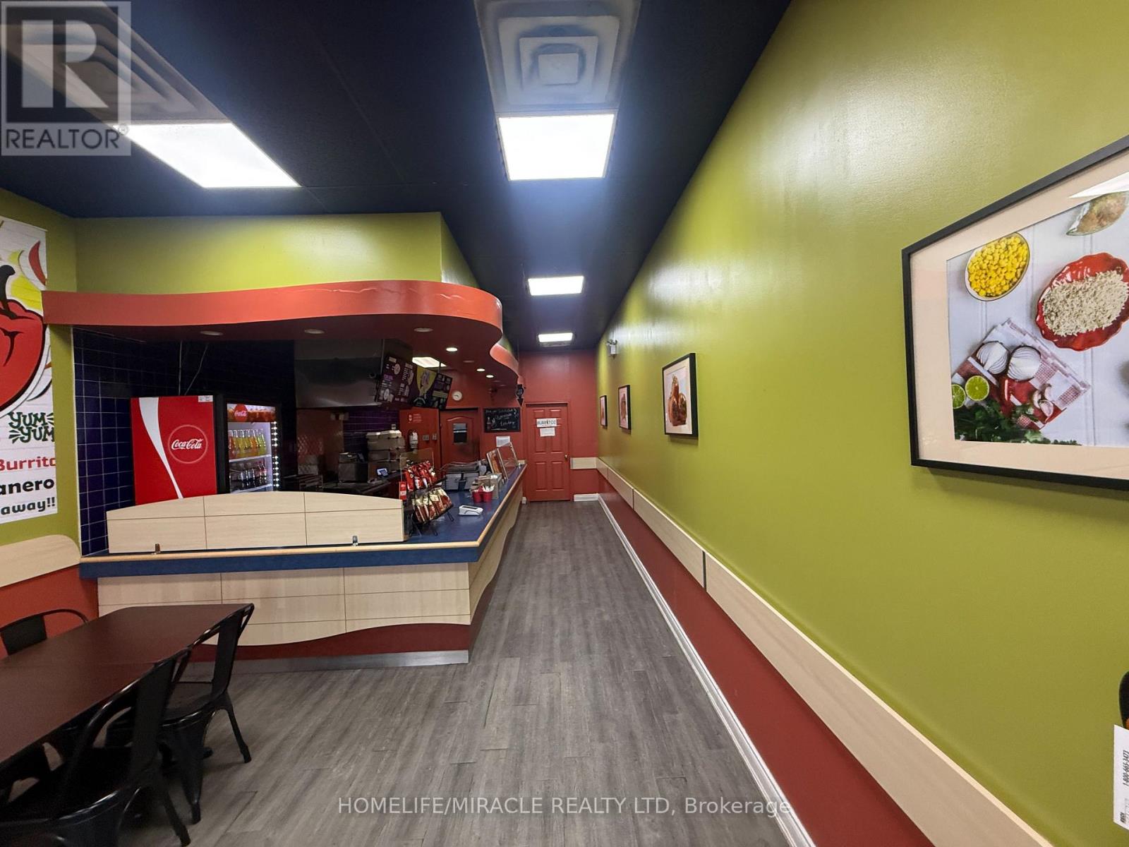 1c - 1035 Brant Street, Burlington, Ontario L7R 4X6 - Photo 12 - W12906920