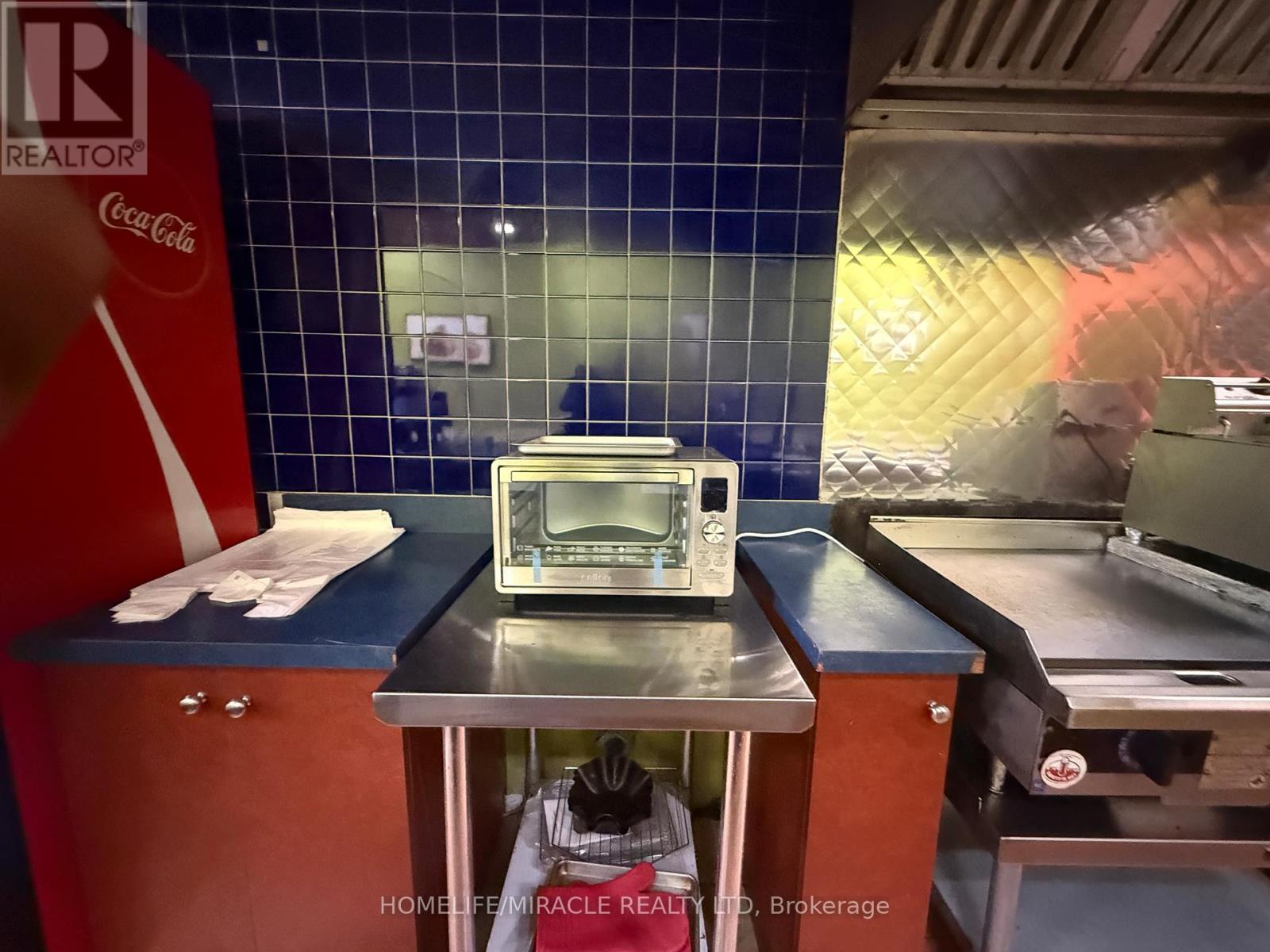 1c - 1035 Brant Street, Burlington, Ontario L7R 4X6 - Photo 27 - W12906920