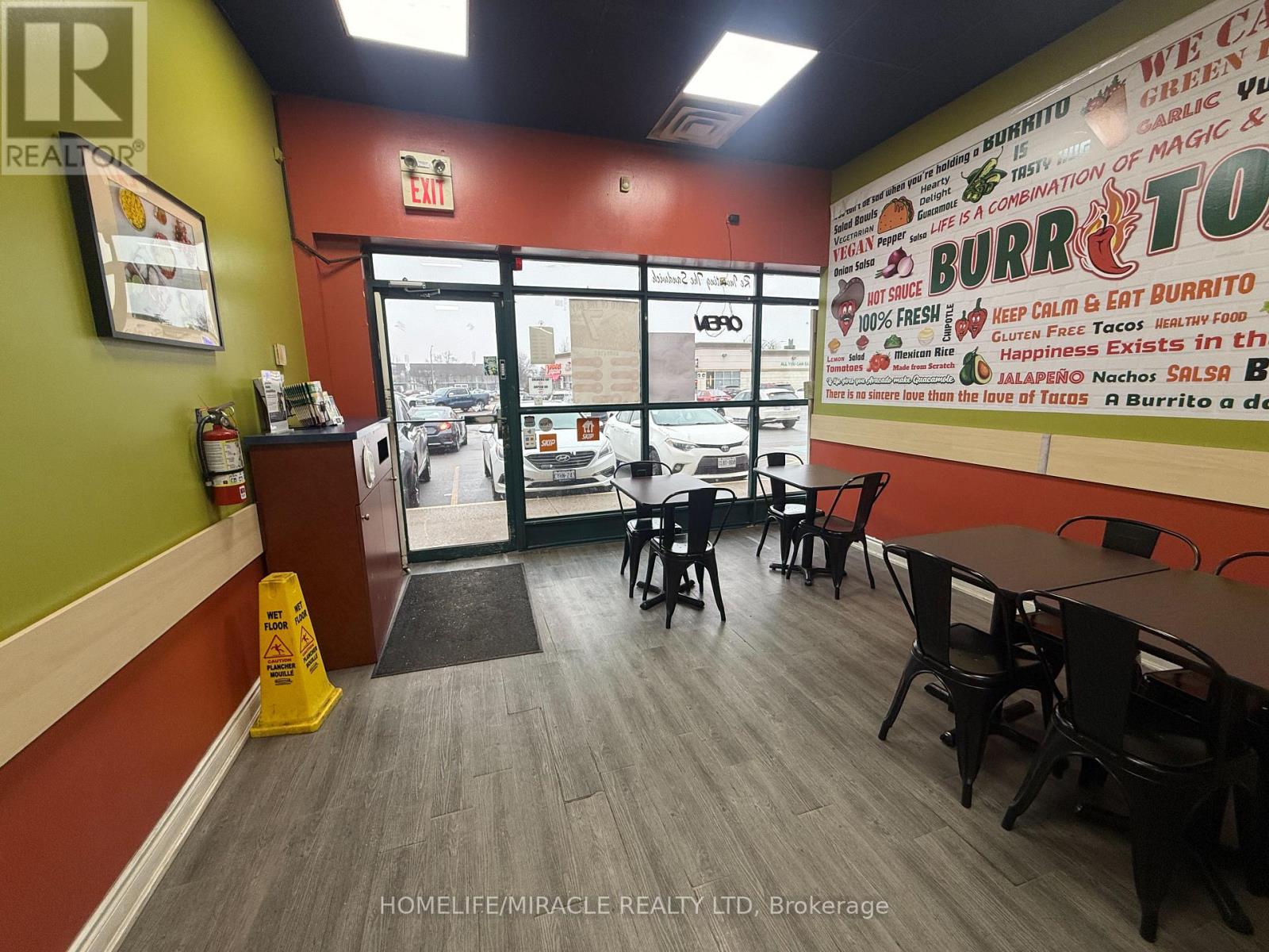 1c - 1035 Brant Street, Burlington, Ontario L7R 4X6 - Photo 7 - W12906920