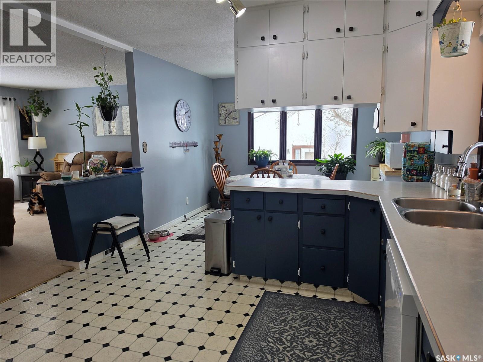 360 2nd Avenue E, Englefeld, Saskatchewan  S0K 1N0 - Photo 10 - SK031003