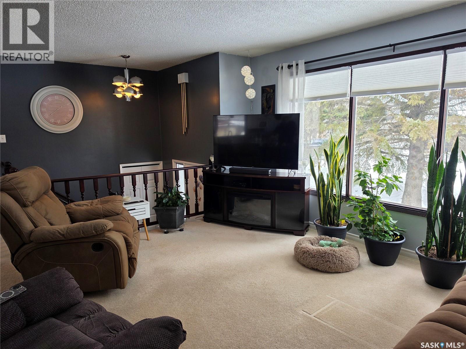 360 2nd Avenue E, Englefeld, Saskatchewan  S0K 1N0 - Photo 11 - SK031003