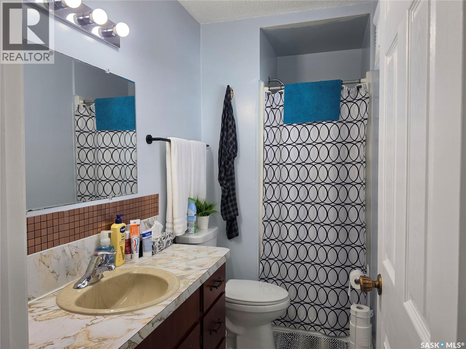 360 2nd Avenue E, Englefeld, Saskatchewan  S0K 1N0 - Photo 20 - SK031003