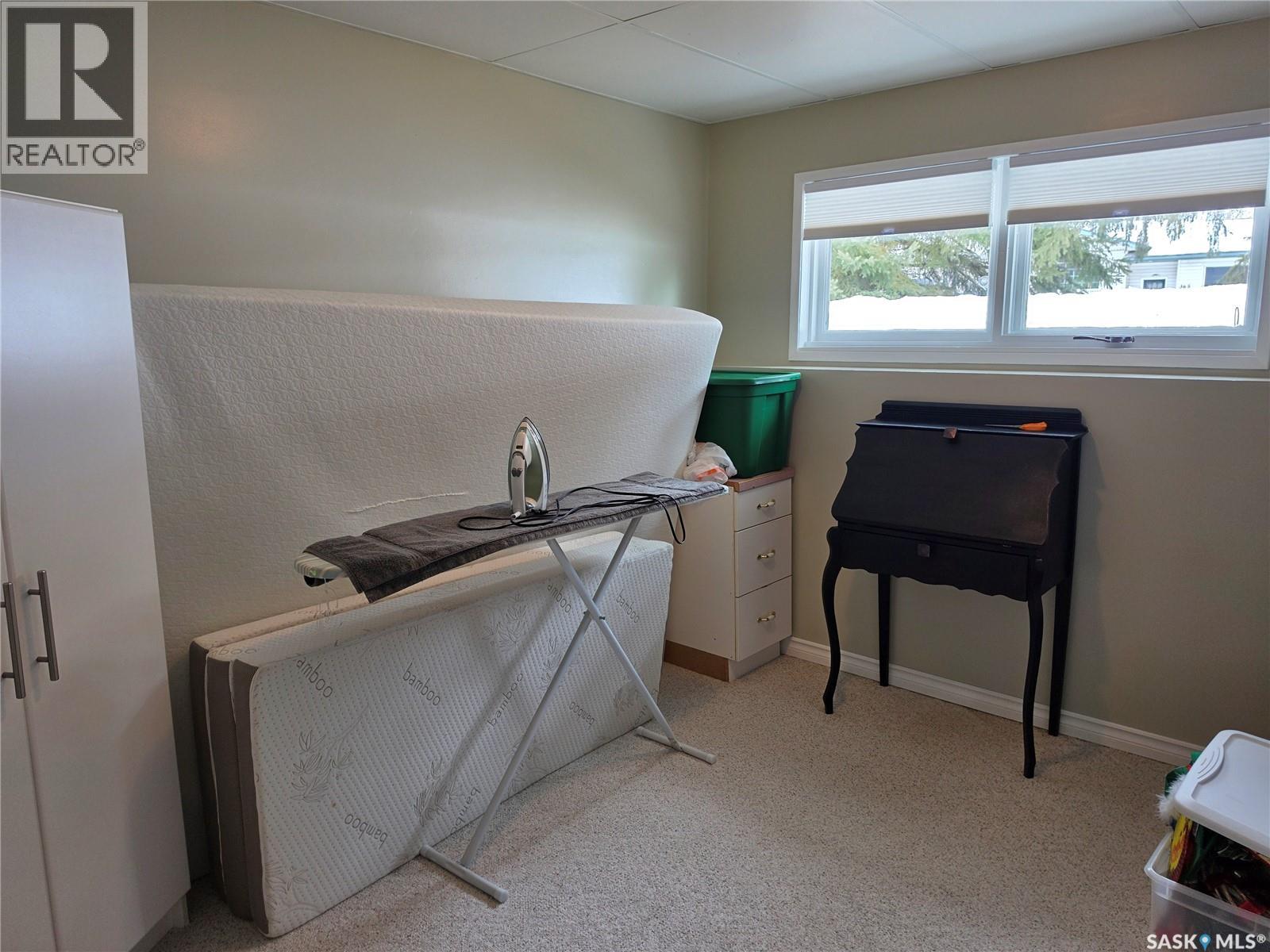 360 2nd Avenue E, Englefeld, Saskatchewan  S0K 1N0 - Photo 29 - SK031003