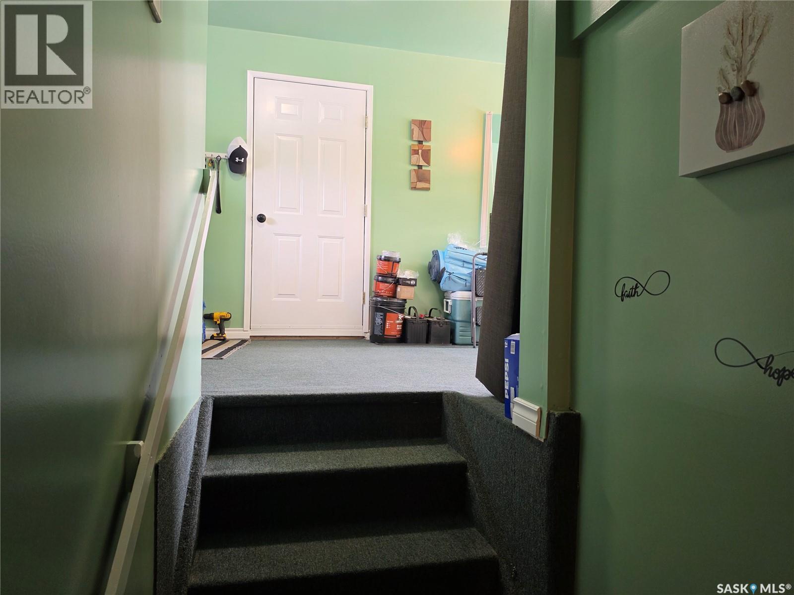 360 2nd Avenue E, Englefeld, Saskatchewan  S0K 1N0 - Photo 30 - SK031003